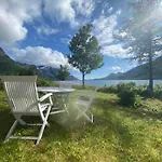 Unique And Charming House At The Foot Of Lofoten's Highest Mountain Svolvær