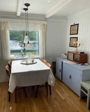 Holiday home Unique And Charming House At The Foot Of Lofoten's Highest Mountain Svolvaer