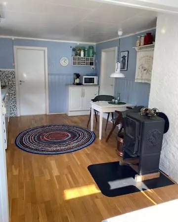 Unique And Charming House At The Foot Of Lofoten's Highest Mountain Svolvaer
