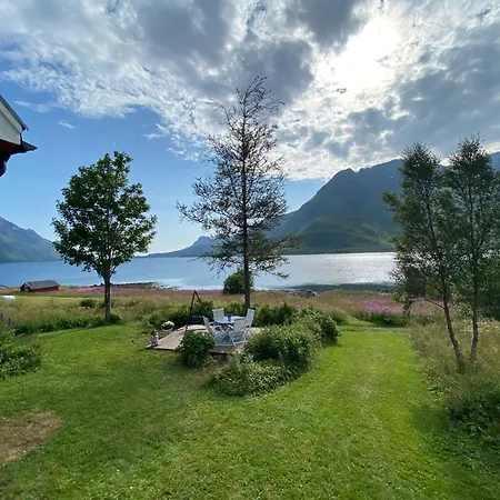 Unique And Charming House At The Foot Of Lofoten's Highest Mountain Holiday home *