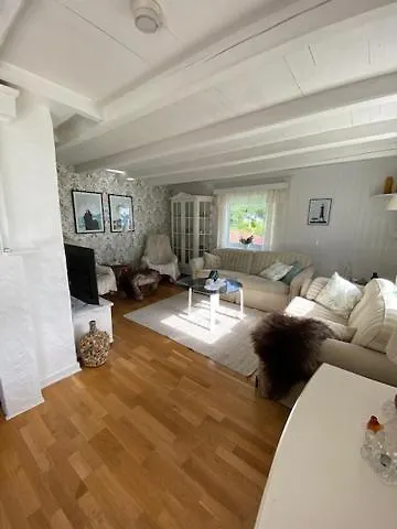 Unique And Charming House At The Foot Of Lofoten's Highest Mountain * Svolvær