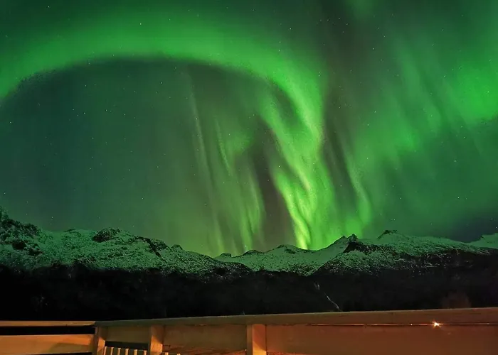Unique And Charming House At The Foot Of Lofoten's Highest Mountain *