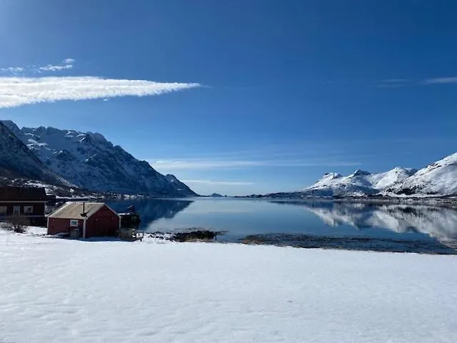 بيت للعطل Unique And Charming House At The Foot Of Lofoten's Highest Mountain *